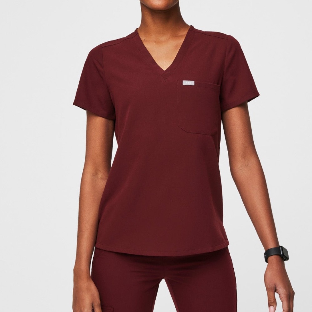 Fig’s burgundy scrub set